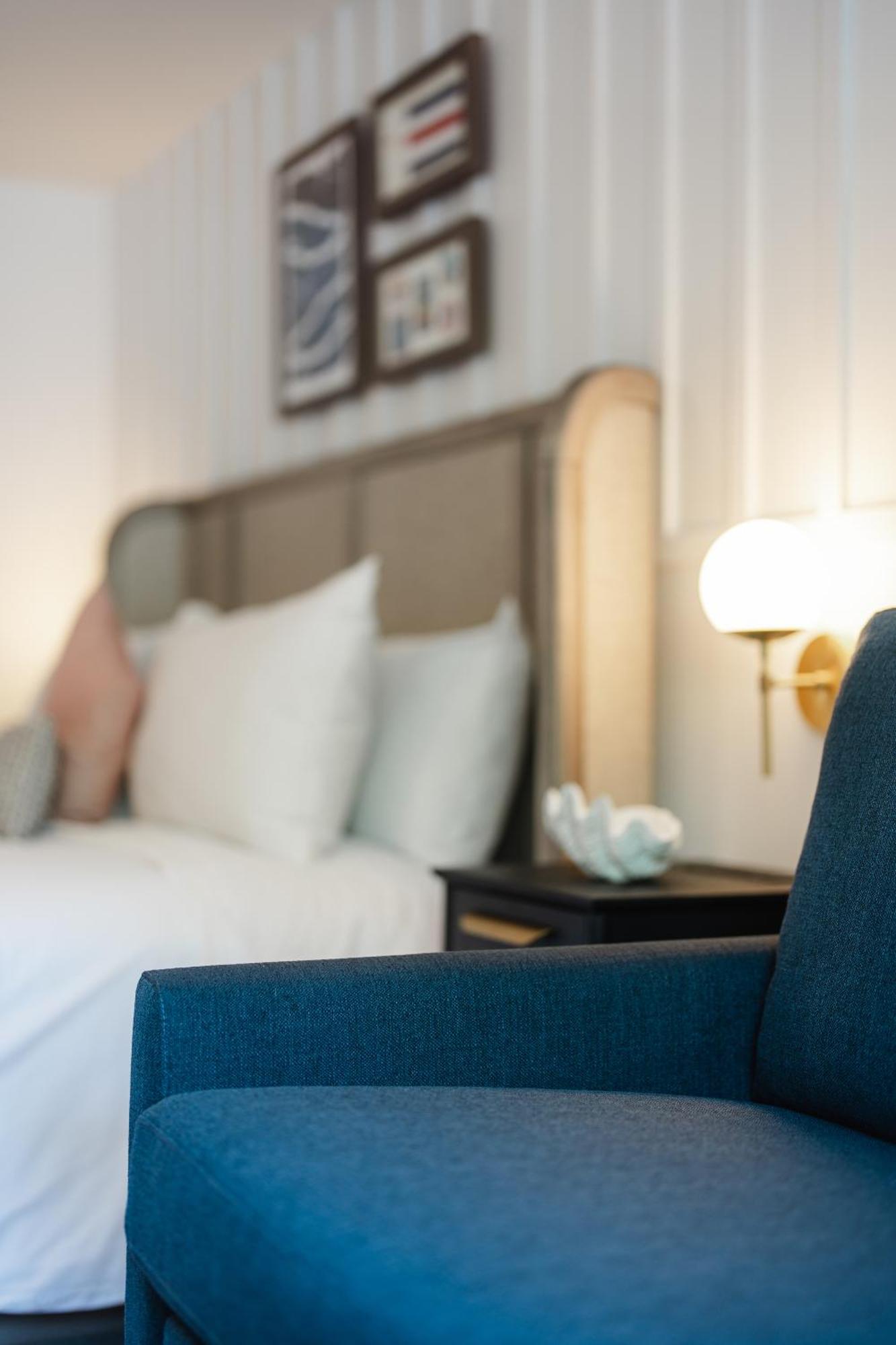 Greyfinch Chatham Inn Extérieur photo
